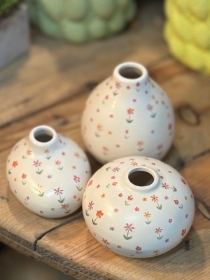 Set small vases