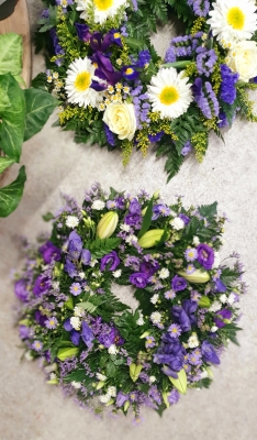 Grave Wreath (colour on request, seasonal flowers)