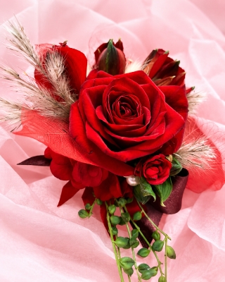 Wrist corsage