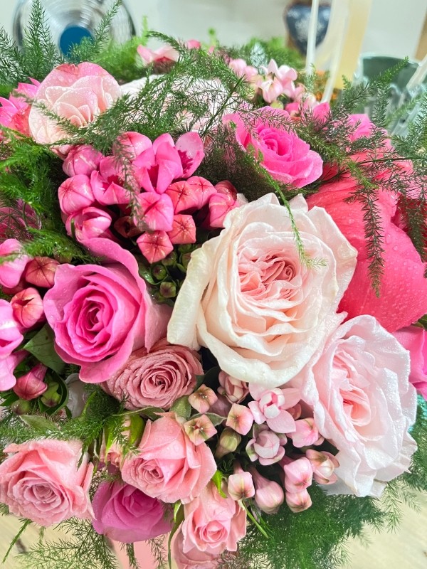 Online wedding store florist