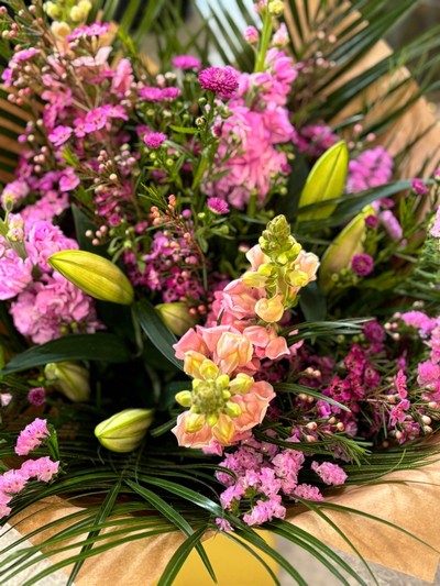 Mother’s Day pink bouquet